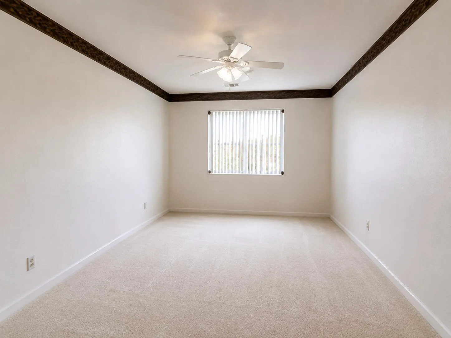 MASTER BEDROOM (AI ENHANCED)