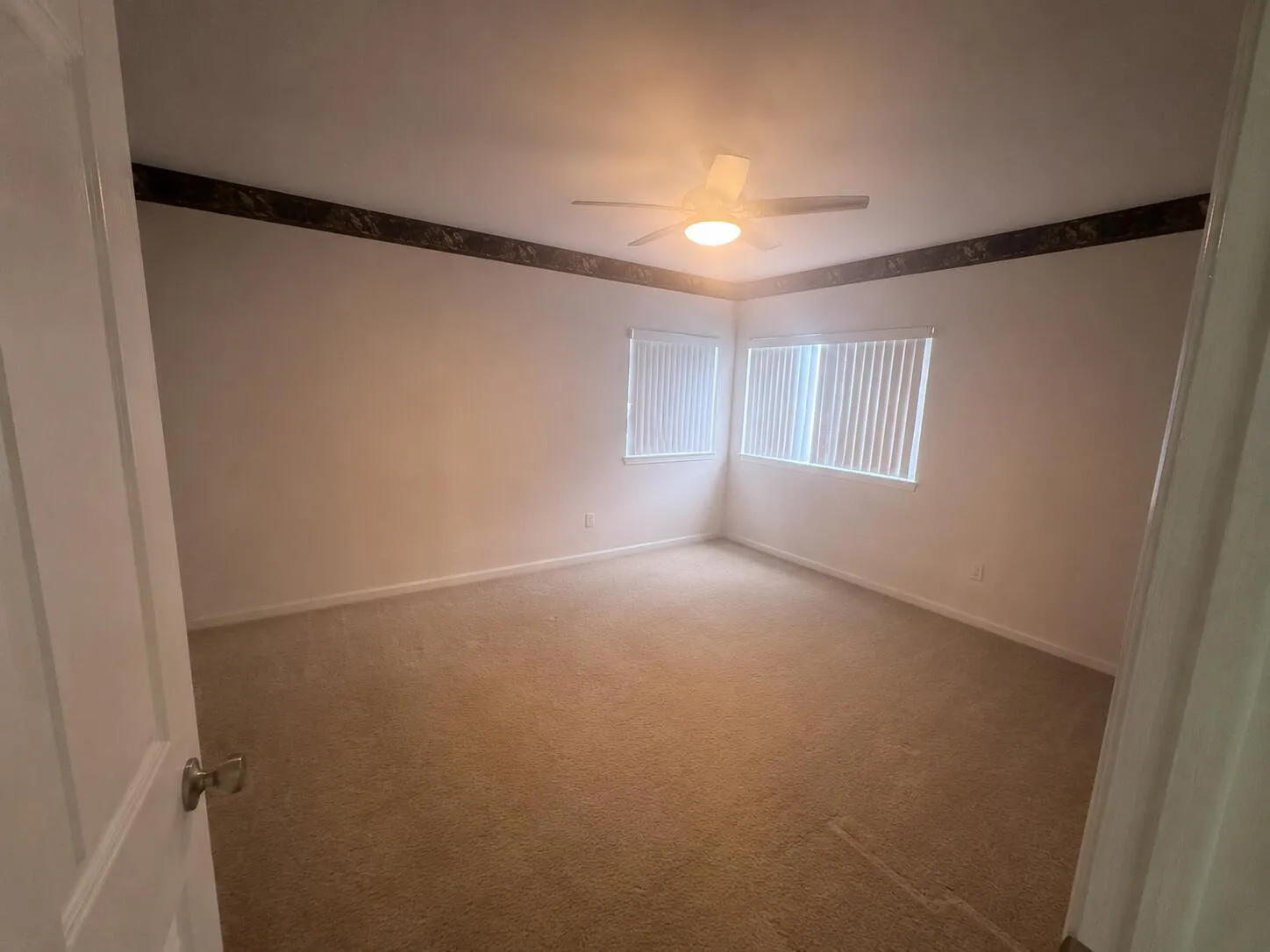 GUEST BEDROOM (AI ENHANCED)