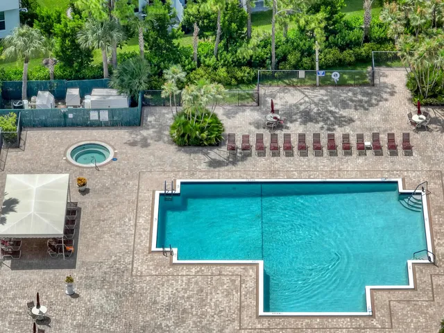 club pool