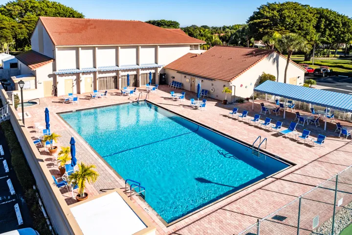 044-14388EmeraldLakeDrive-2-DelrayBeach-