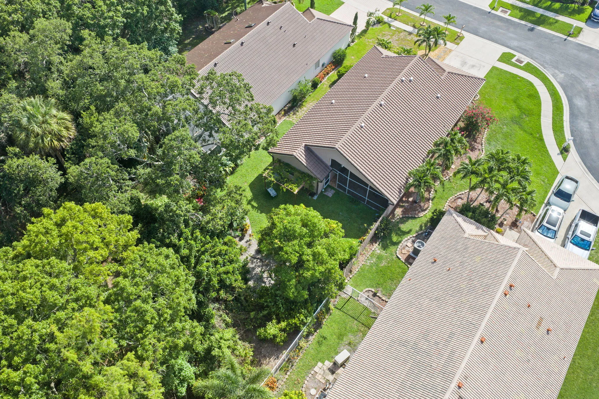 29-web-or-mls-1842-oak-berry-cir