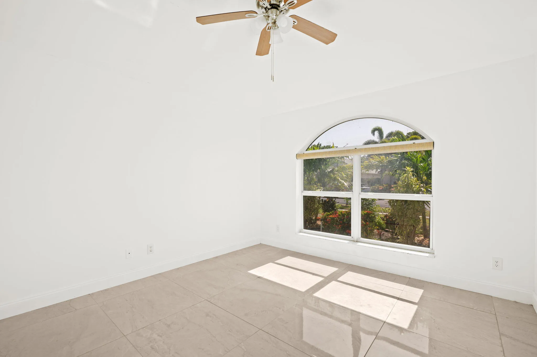 21-web-or-mls-1842-oak-berry-cir
