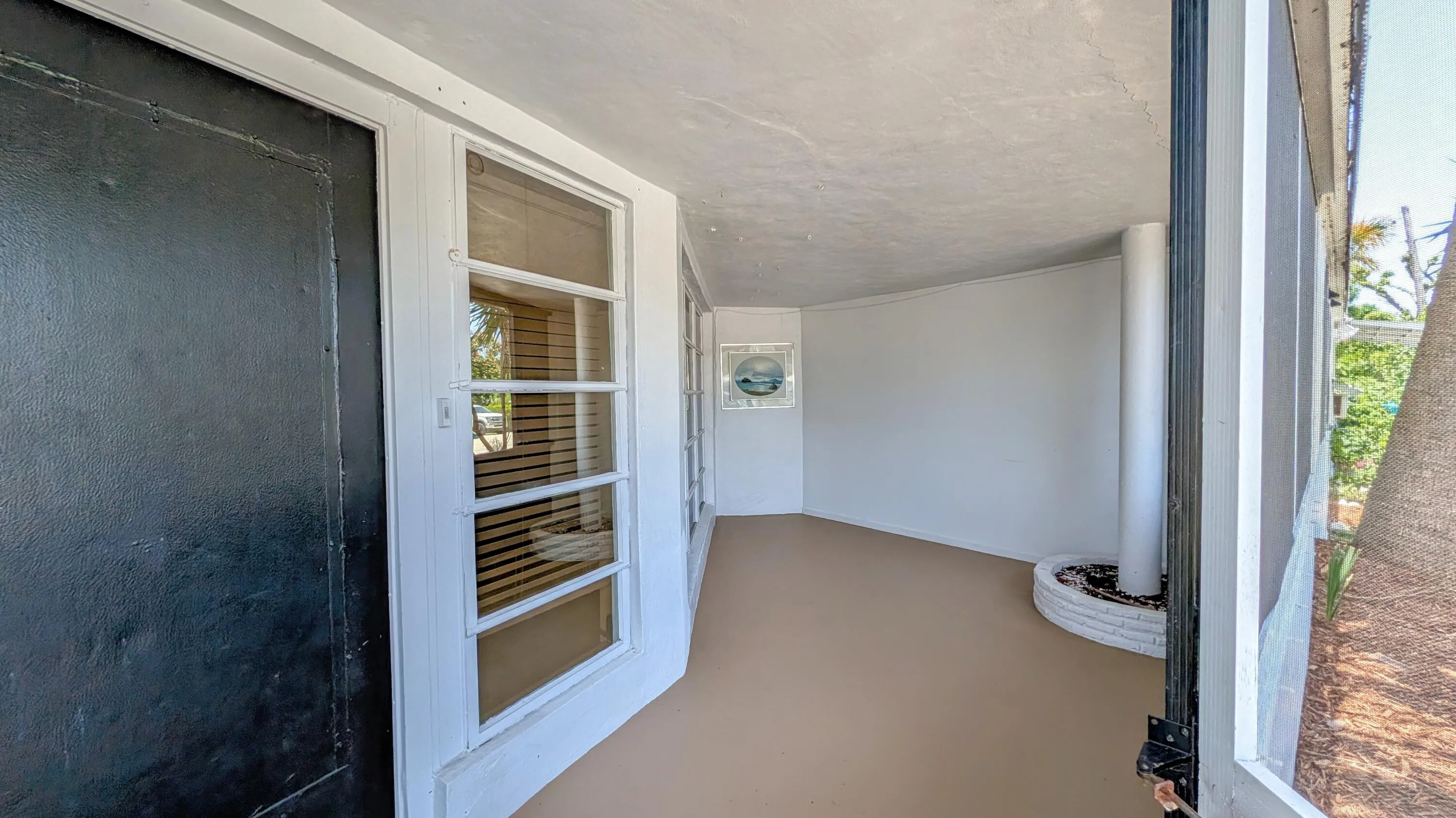 Screened Patio / Outdoor Living Room