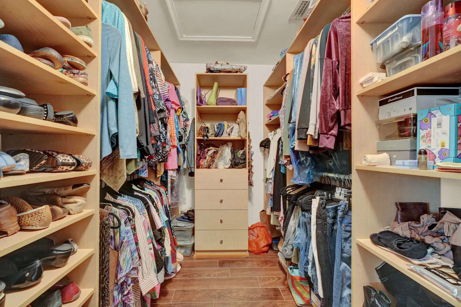 Walk in Closet