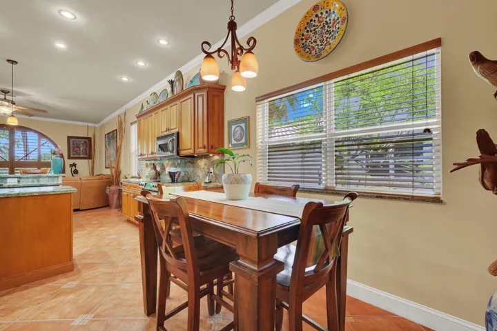 Breakfast Nook