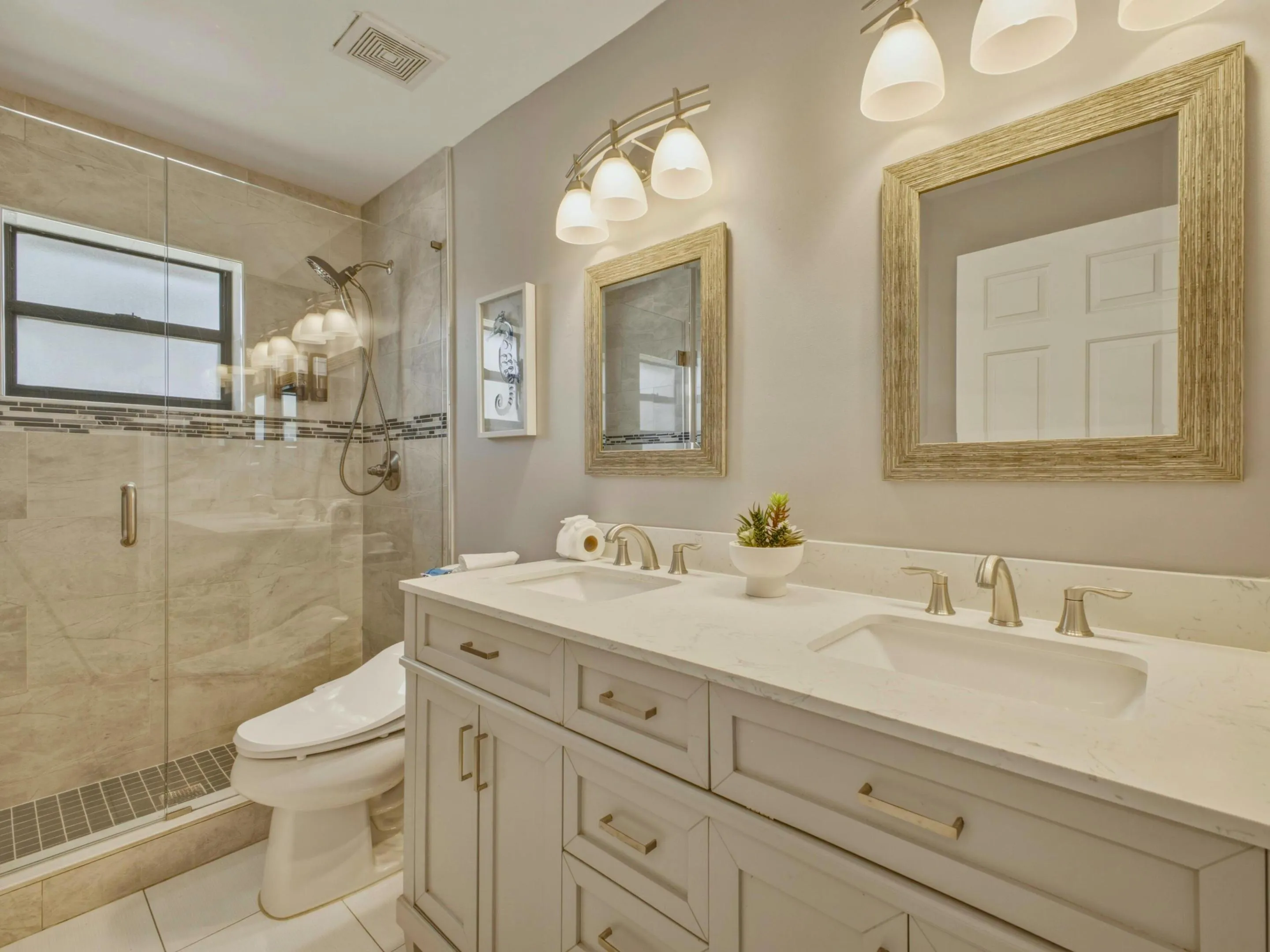 Shared_Bathroom