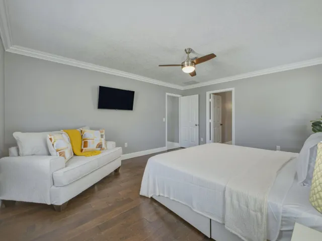 Primary_Bedroom_3