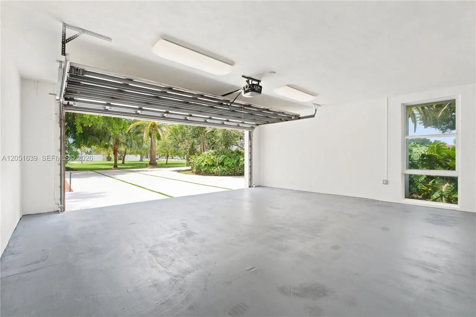 Property photo 114