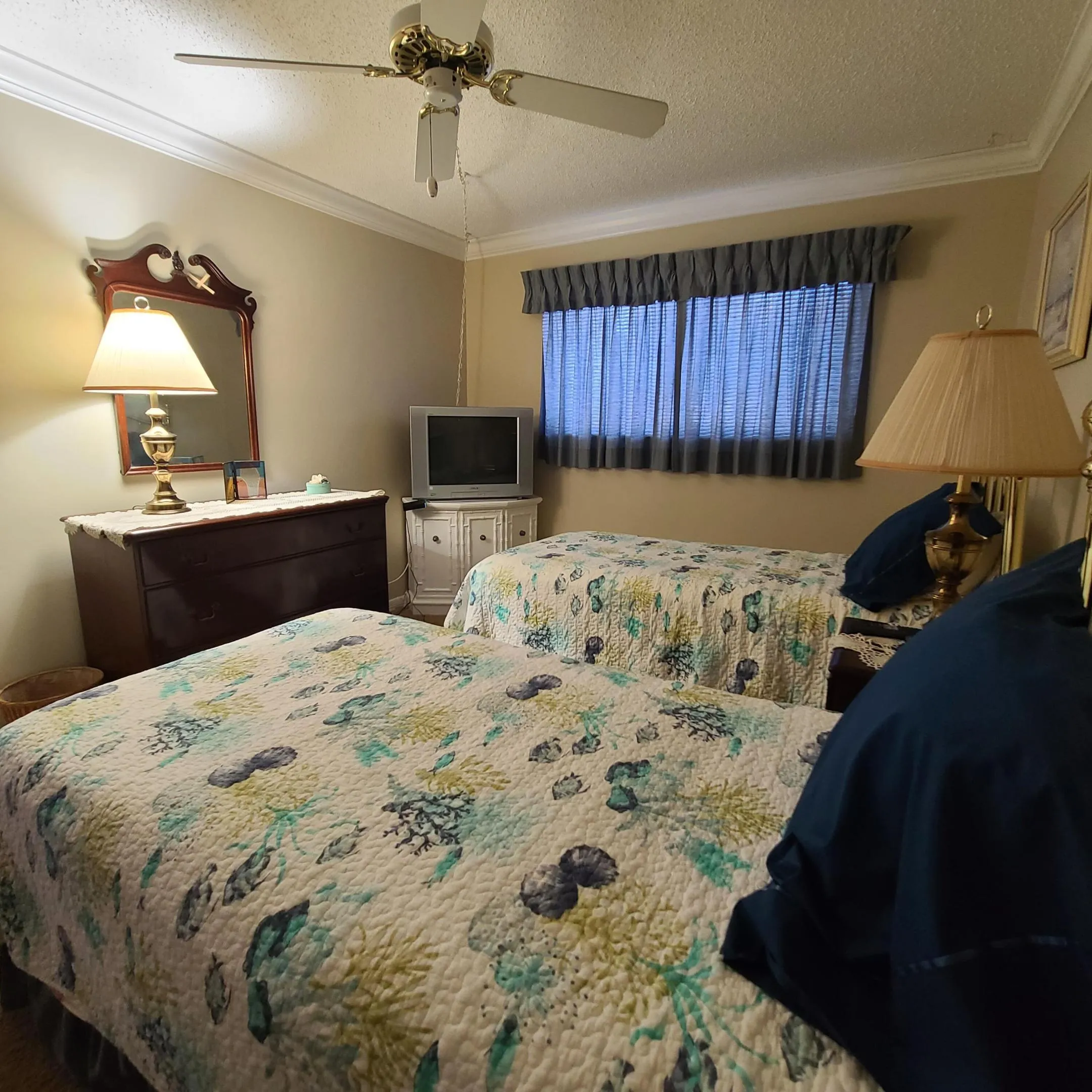 tv in second bedroom