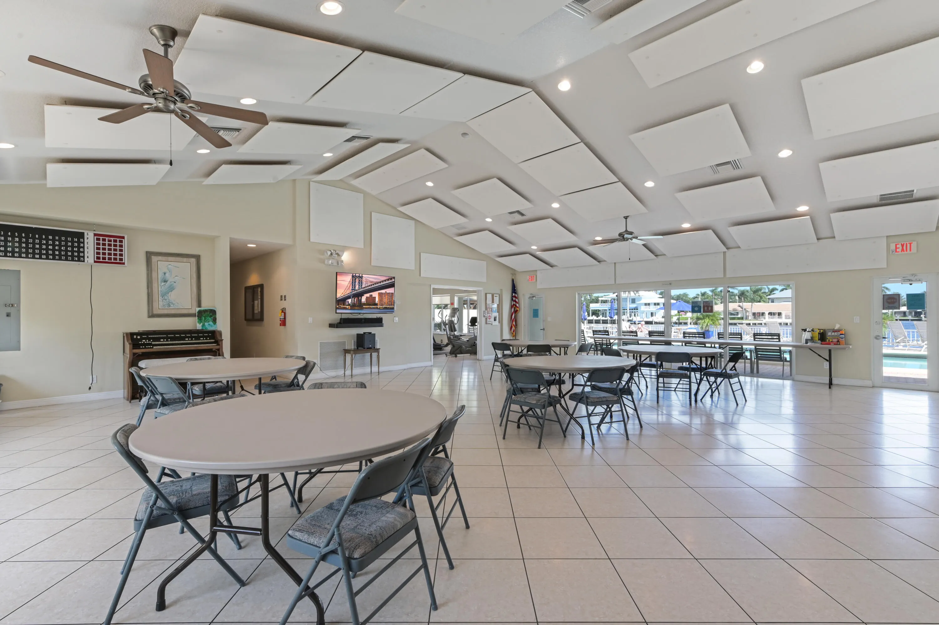 Clubhouse Dining