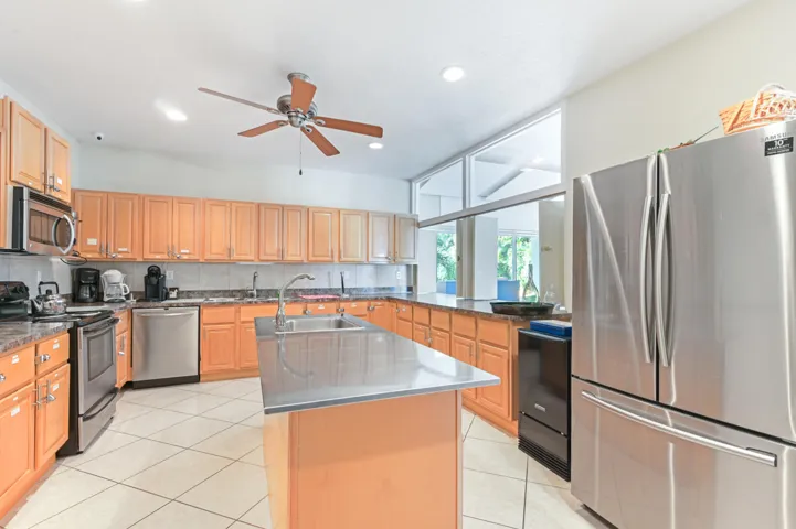 Clubhouse Kitchen