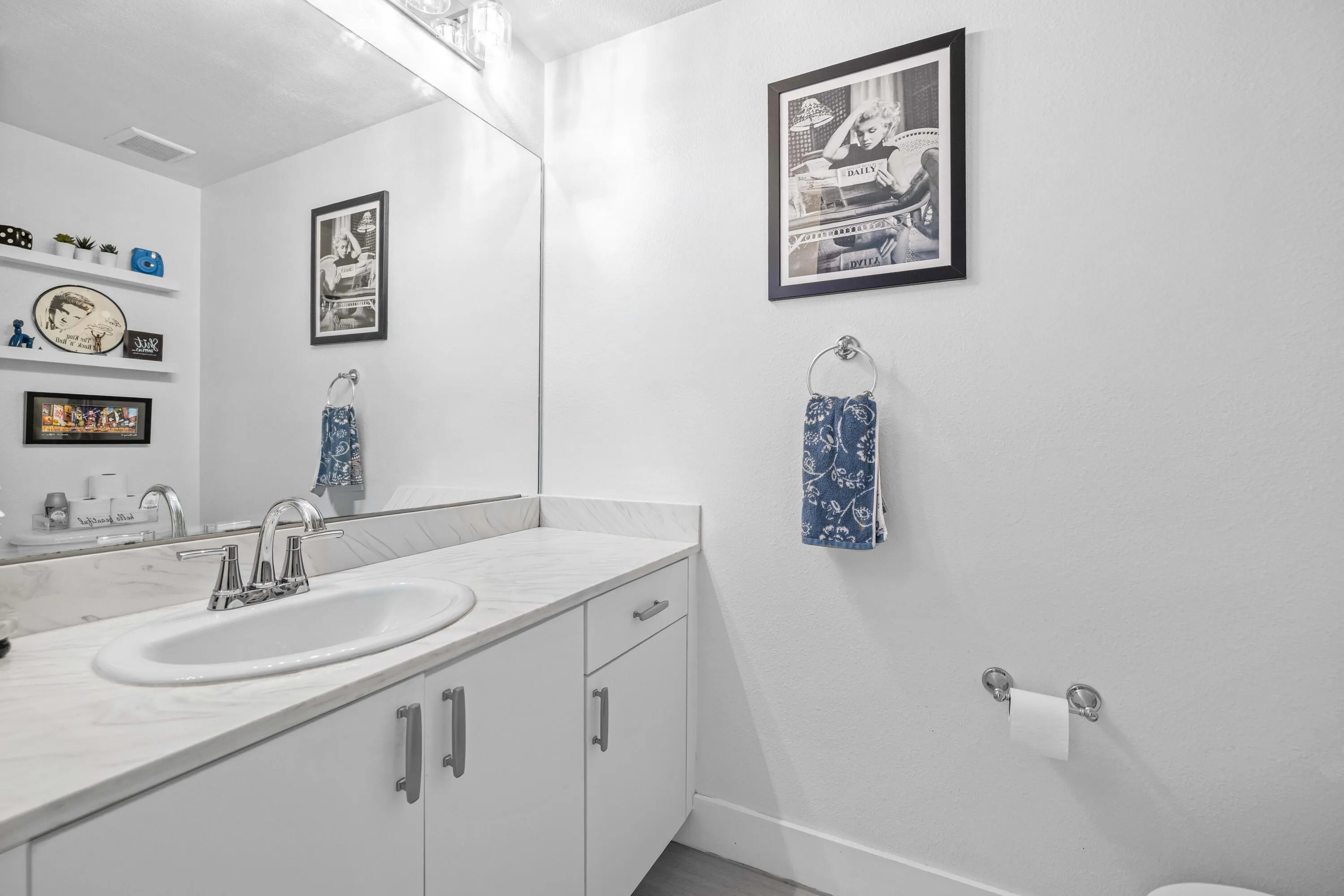 533 NE 3rd Ave FTL - Pwayko-9734