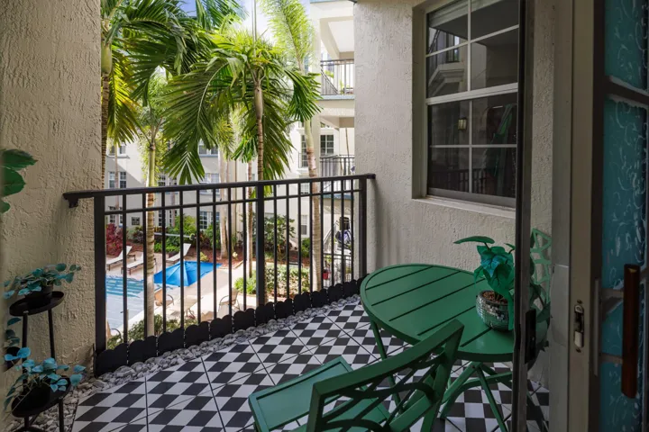 533 NE 3rd Ave FTL - Pwayko-