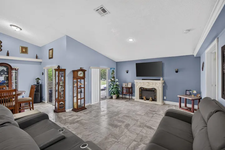 24-web-or-mls-5D1A1441