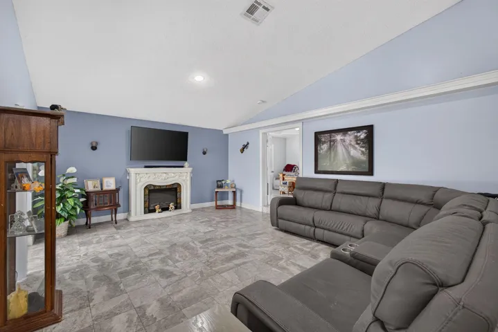 28-web-or-mls-5D1A1462