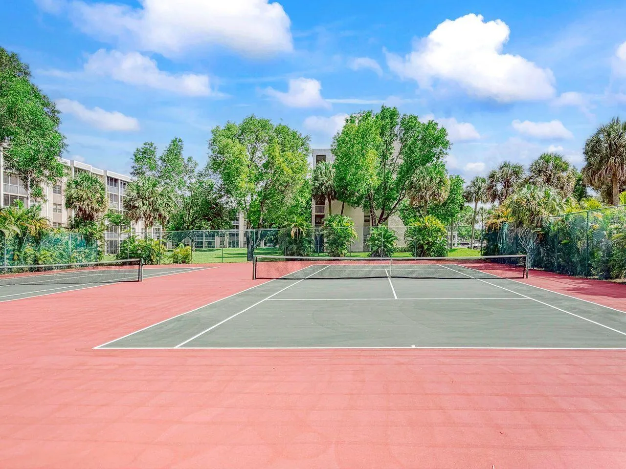 1075_Riverside_Dr_u508_001
