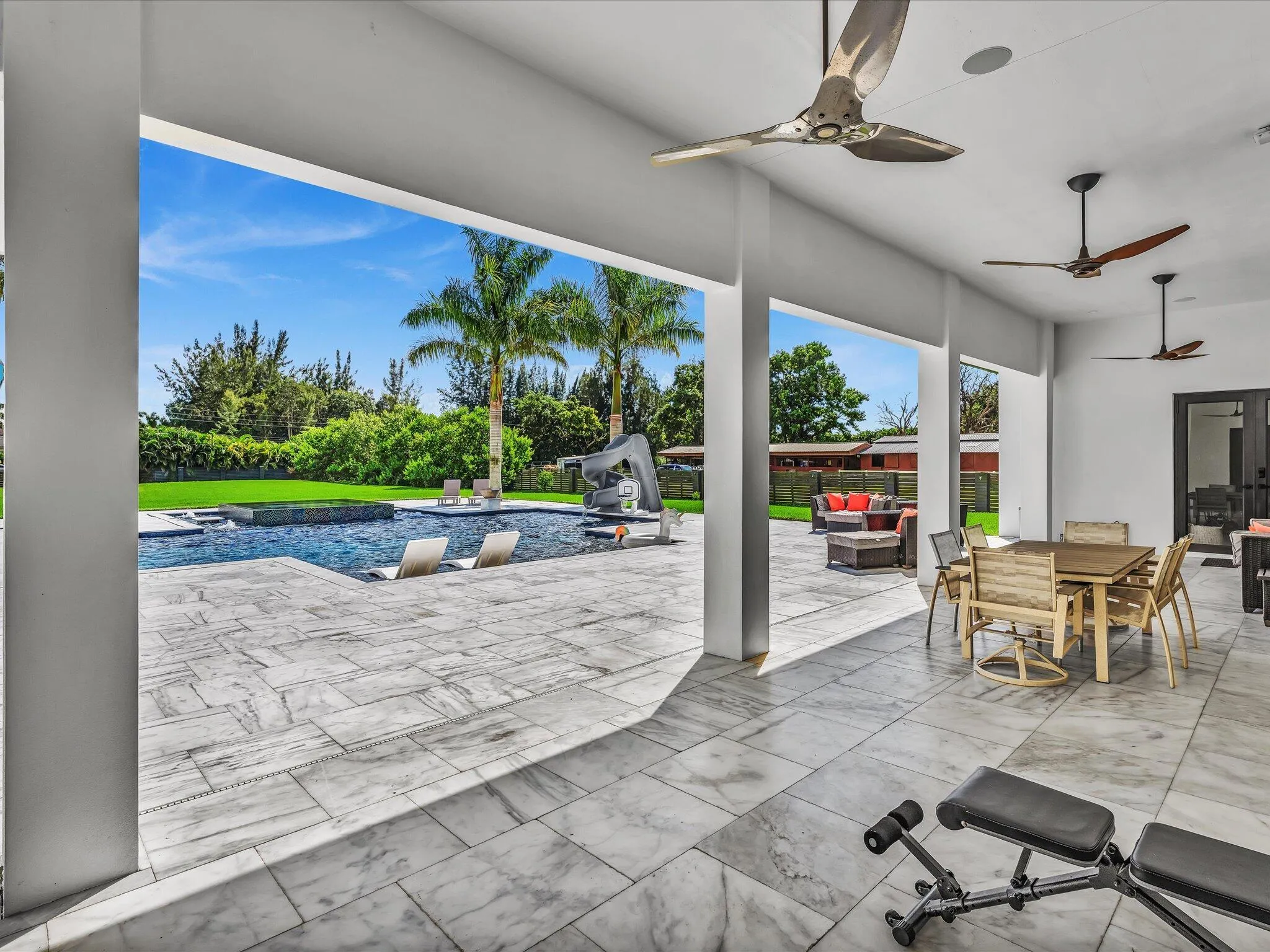 Property photo 43