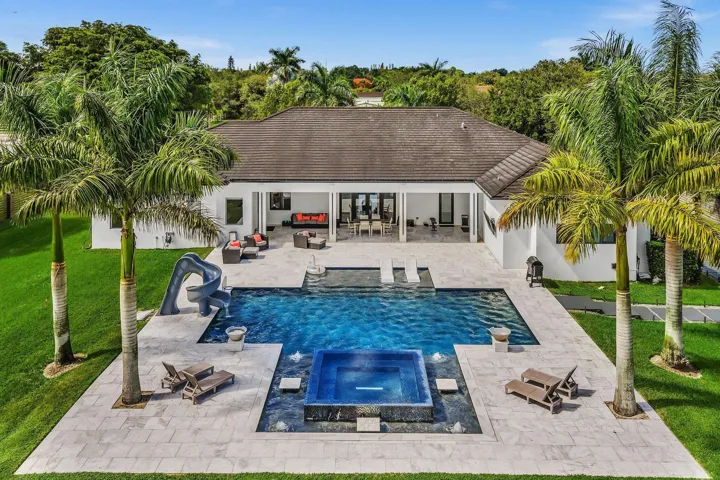 Grand Backyard with pool