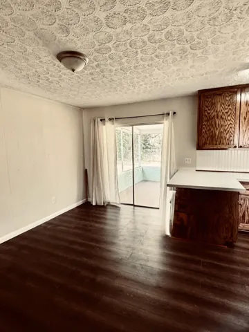 Nook area off kitchen