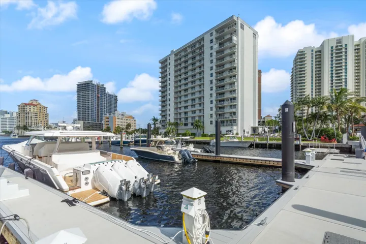 01-77 Birch Road Unit 4D Ft. Lauderdale,