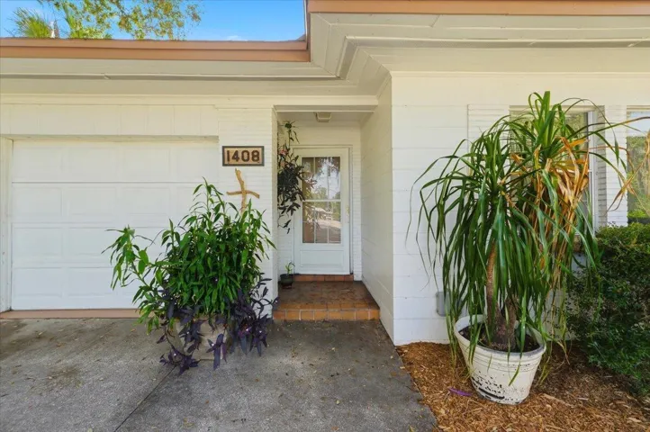 16-Front Door
