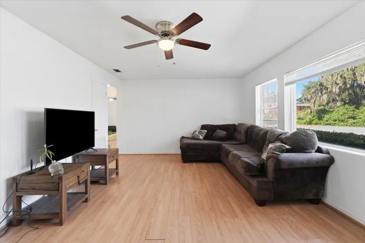 19-Living Area