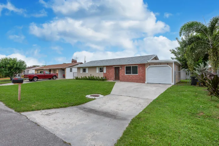 4317 Applectrest Dr-1