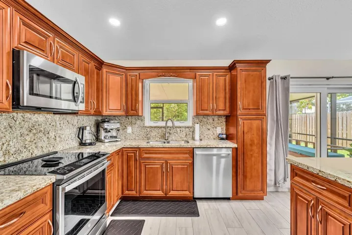 Kitchen with Island