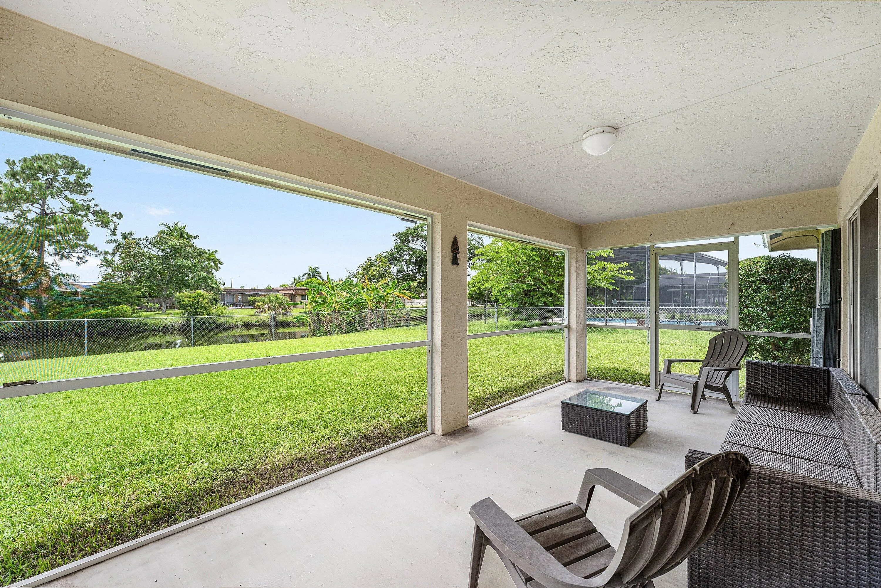 027-126SandpiperAvenue-RoyalPalmBeach-FL