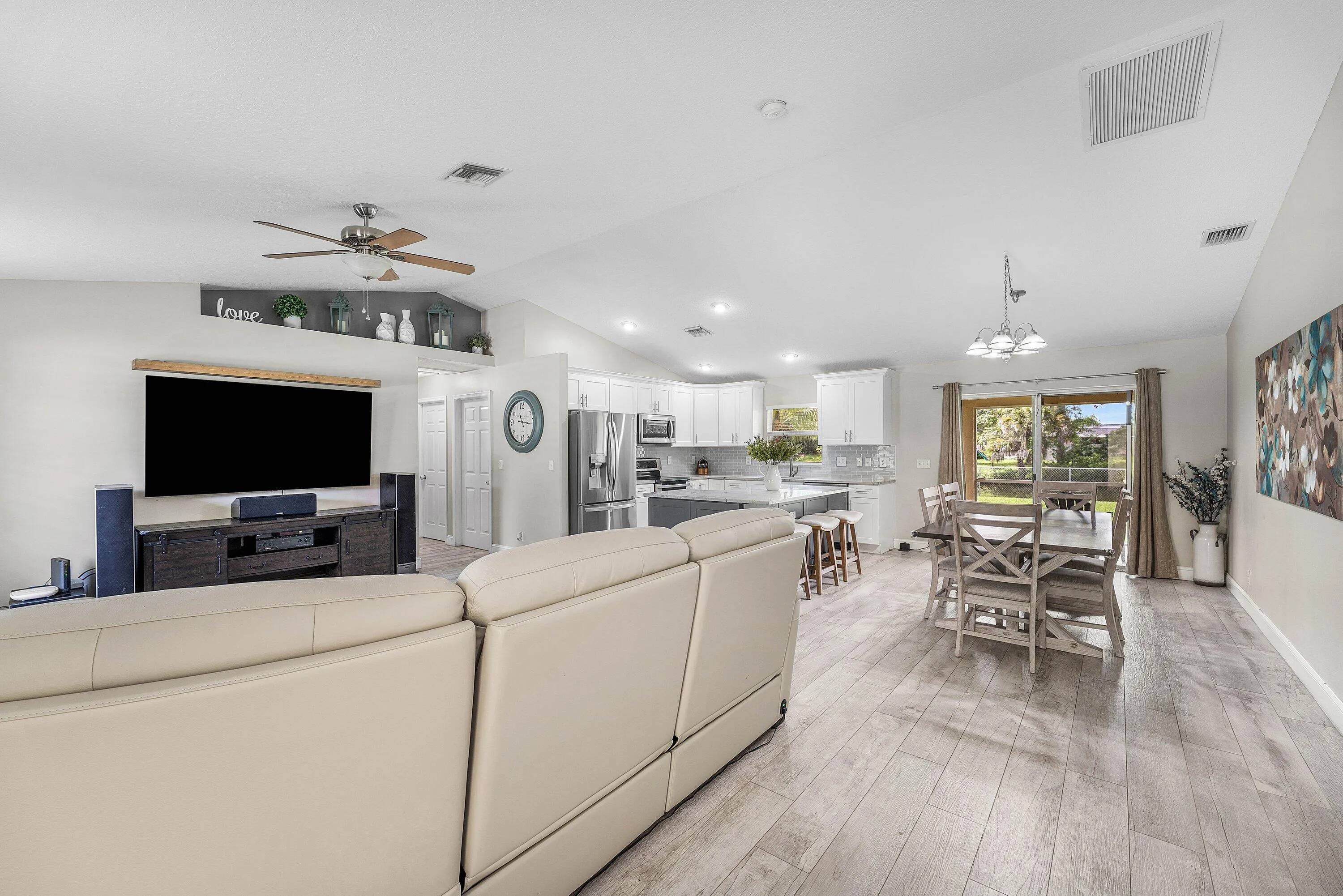 006-126SandpiperAvenue-RoyalPalmBeach-FL