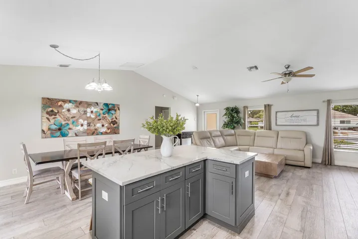 012-126SandpiperAvenue-RoyalPalmBeach-FL