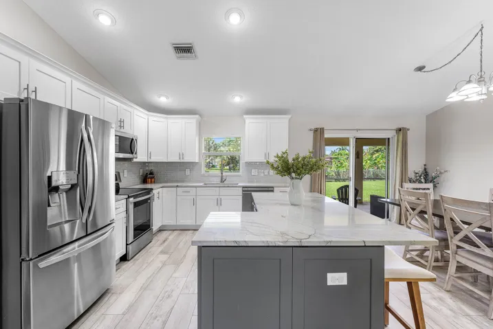 015-126SandpiperAvenue-RoyalPalmBeach-FL
