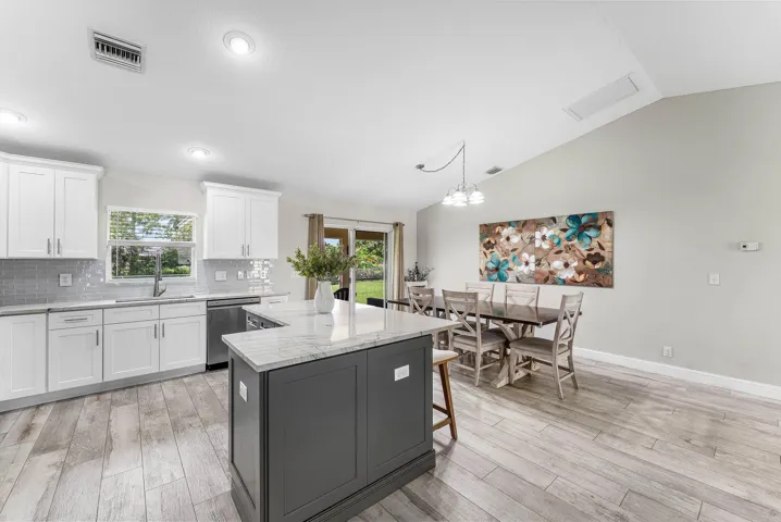 011-126SandpiperAvenue-RoyalPalmBeach-FL