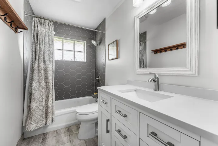 023-126SandpiperAvenue-RoyalPalmBeach-FL