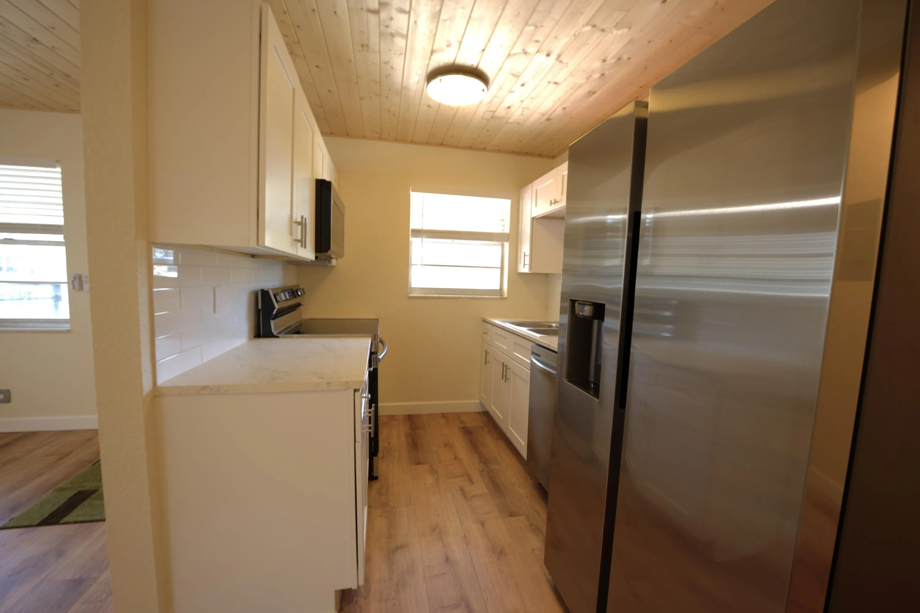 220 4 kitchen 2