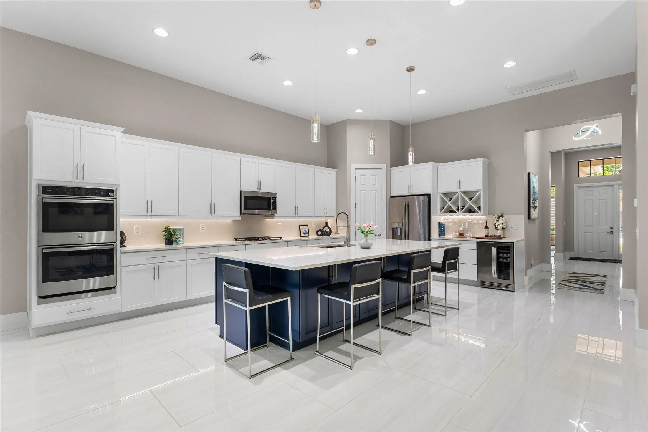 08-12110 Kalmar Cir N, Parkland-11