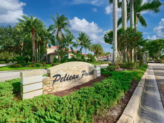 Pelican Point Community Sign