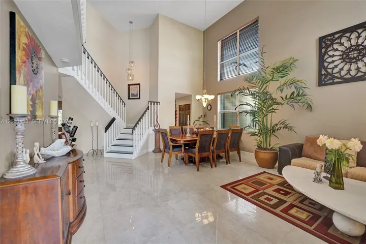 SOARING CEILINGS IN THE DINING ROOM & LIVING ROOM