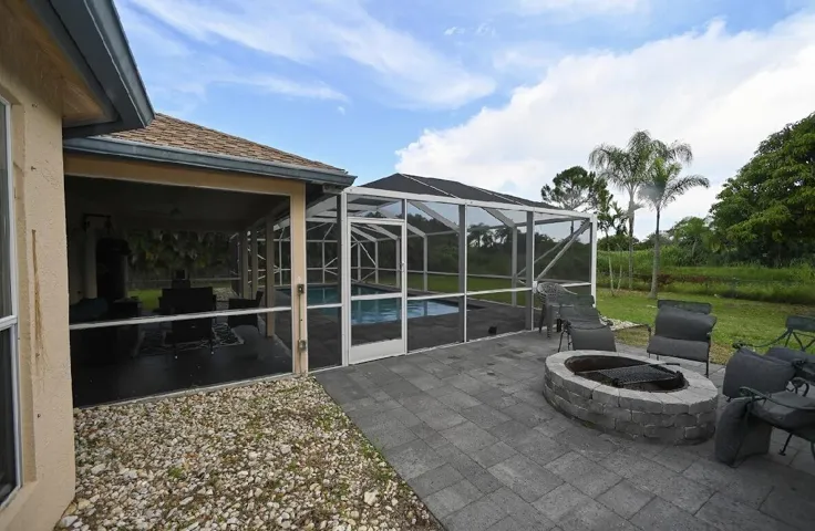 Outdoor patio and firepit