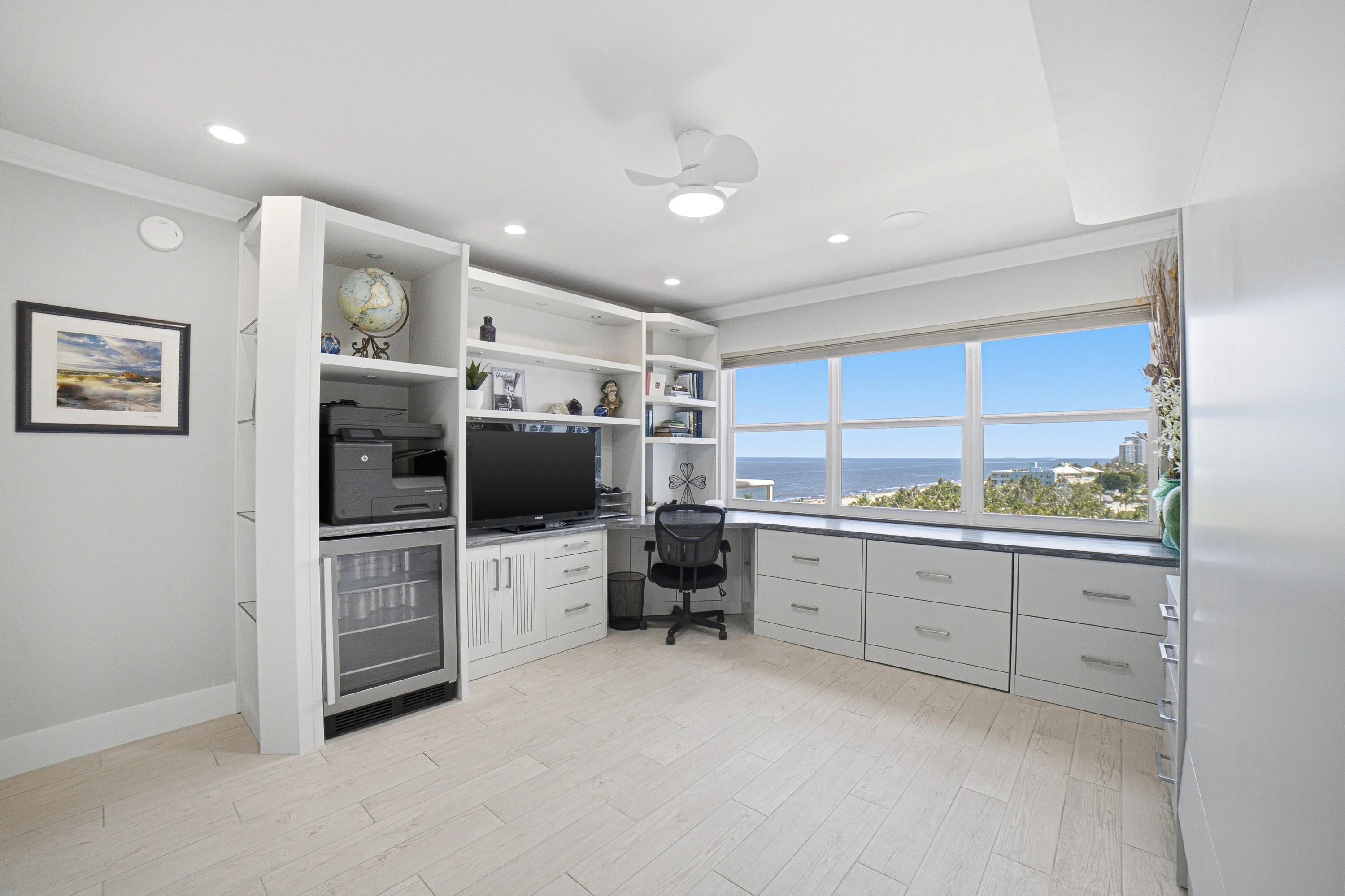 2nd bedroom/office