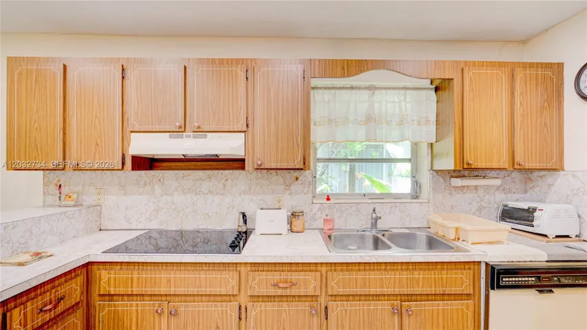 Photo 35