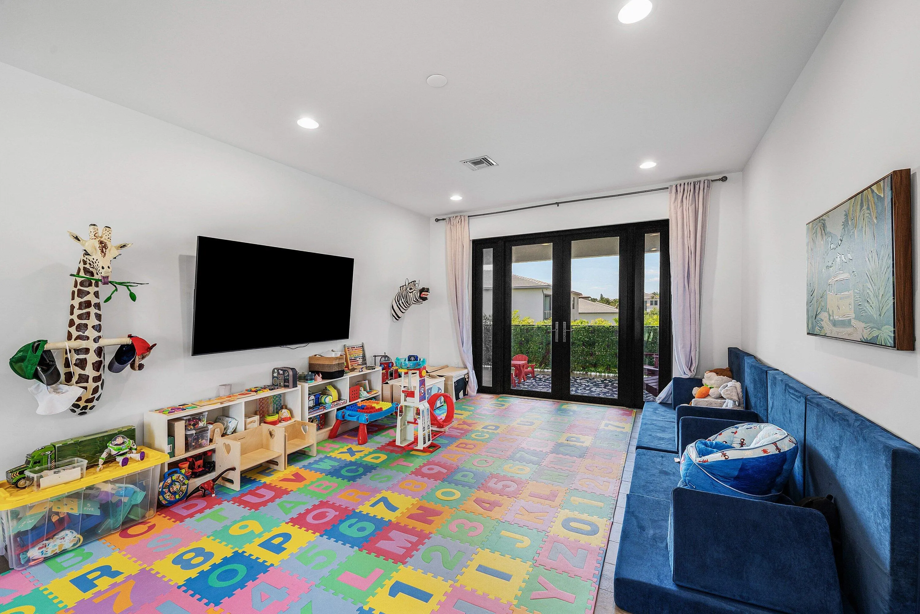 040-8381FishersIslandWay-BocaRaton-FL-33