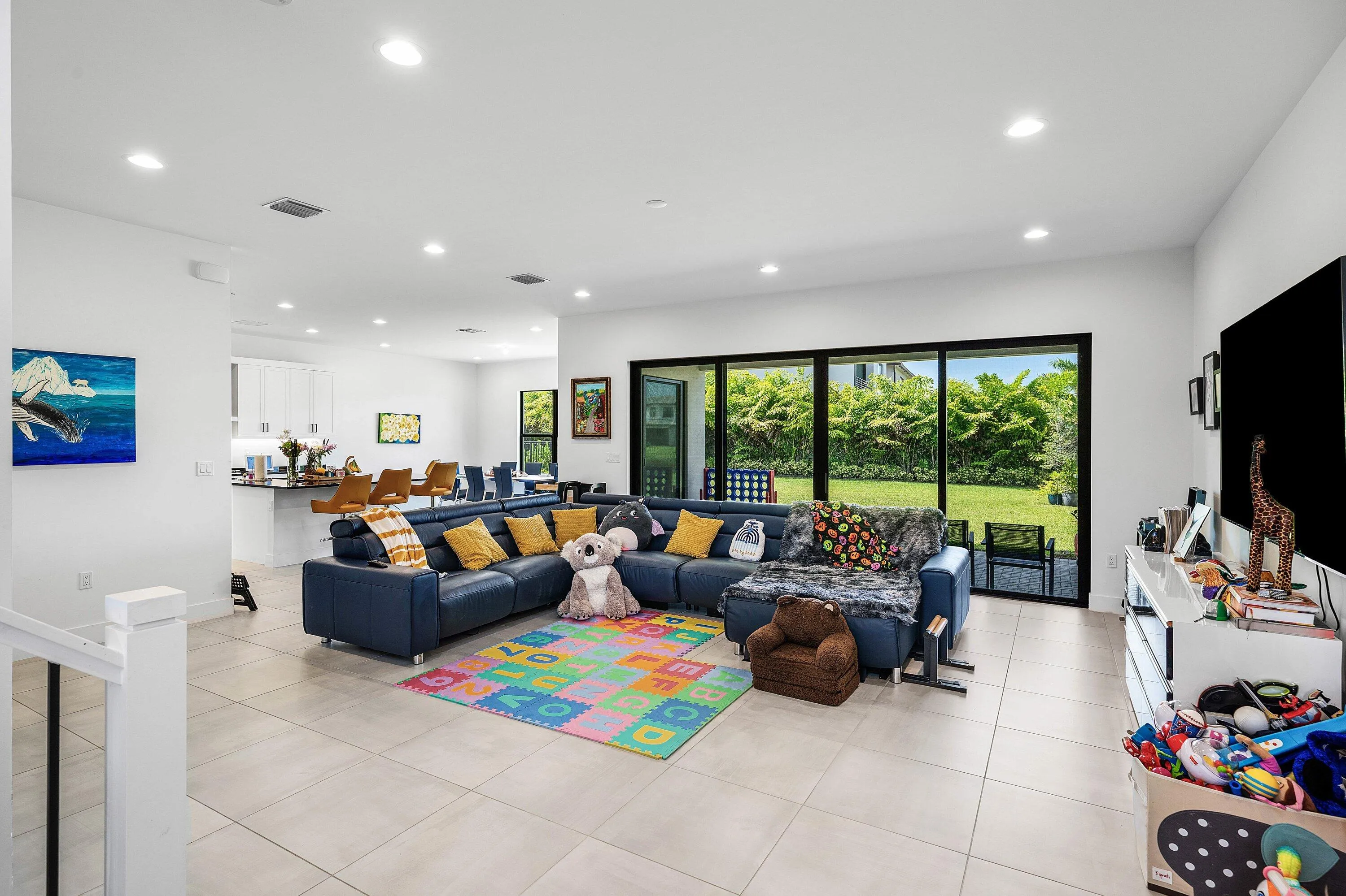 008-8381FishersIslandWay-BocaRaton-FL-33