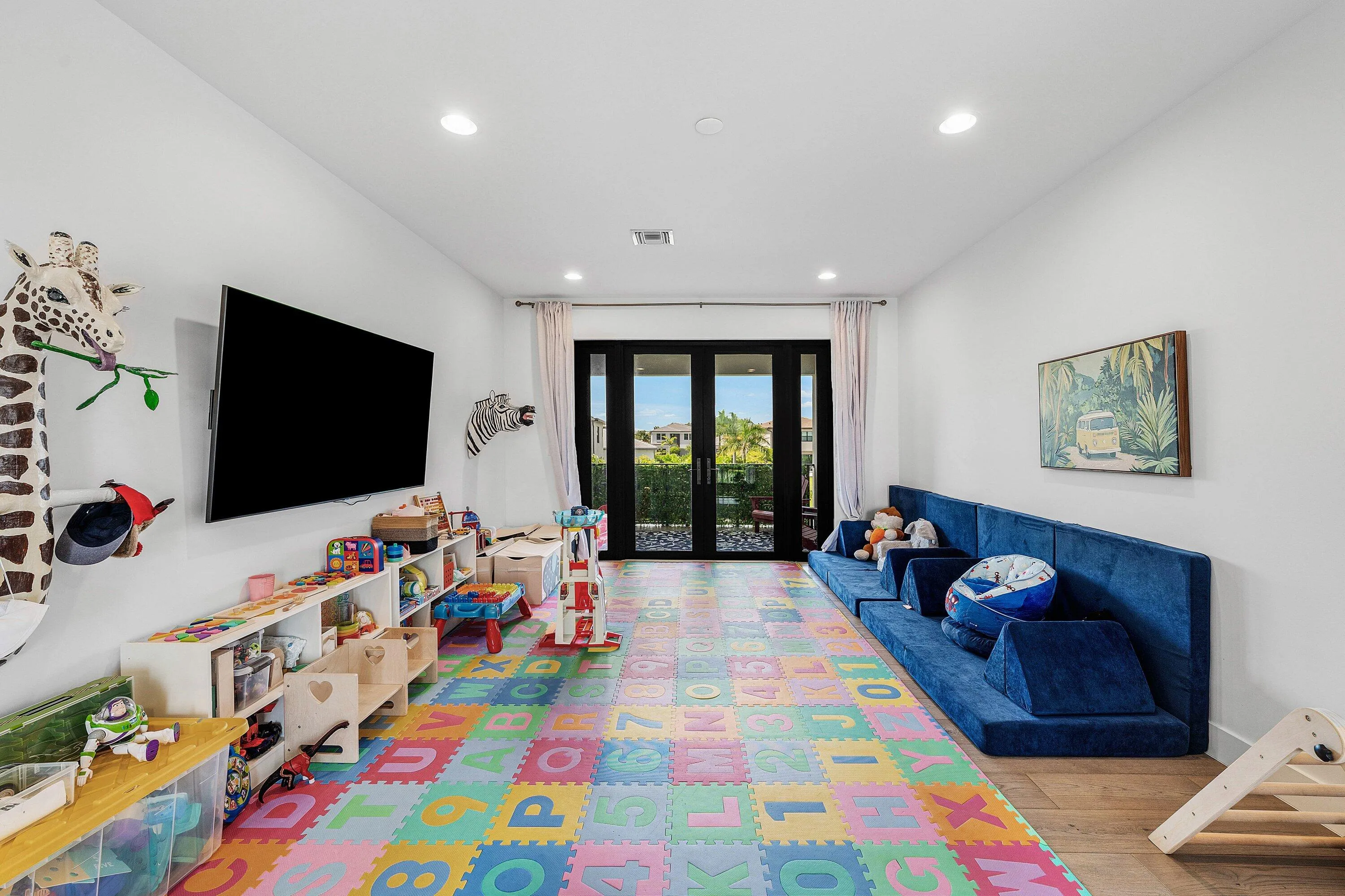 039-8381FishersIslandWay-BocaRaton-FL-33