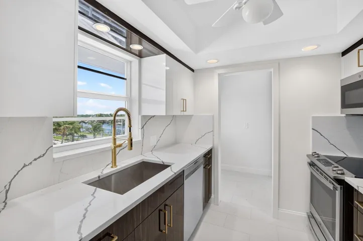 View the Intracoastal from the Kitchen.