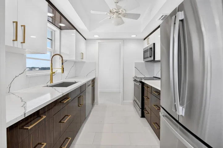 Quartz Countertops & Stainless Steel Applicances.