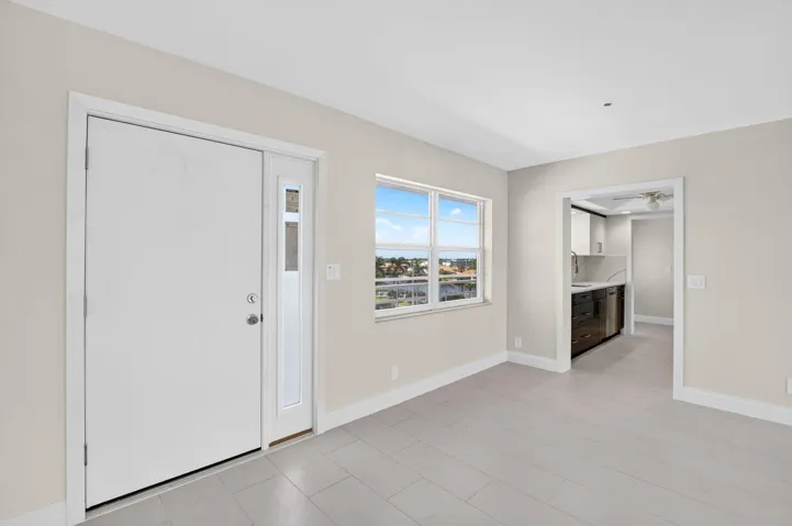 Kitchen Entrance
