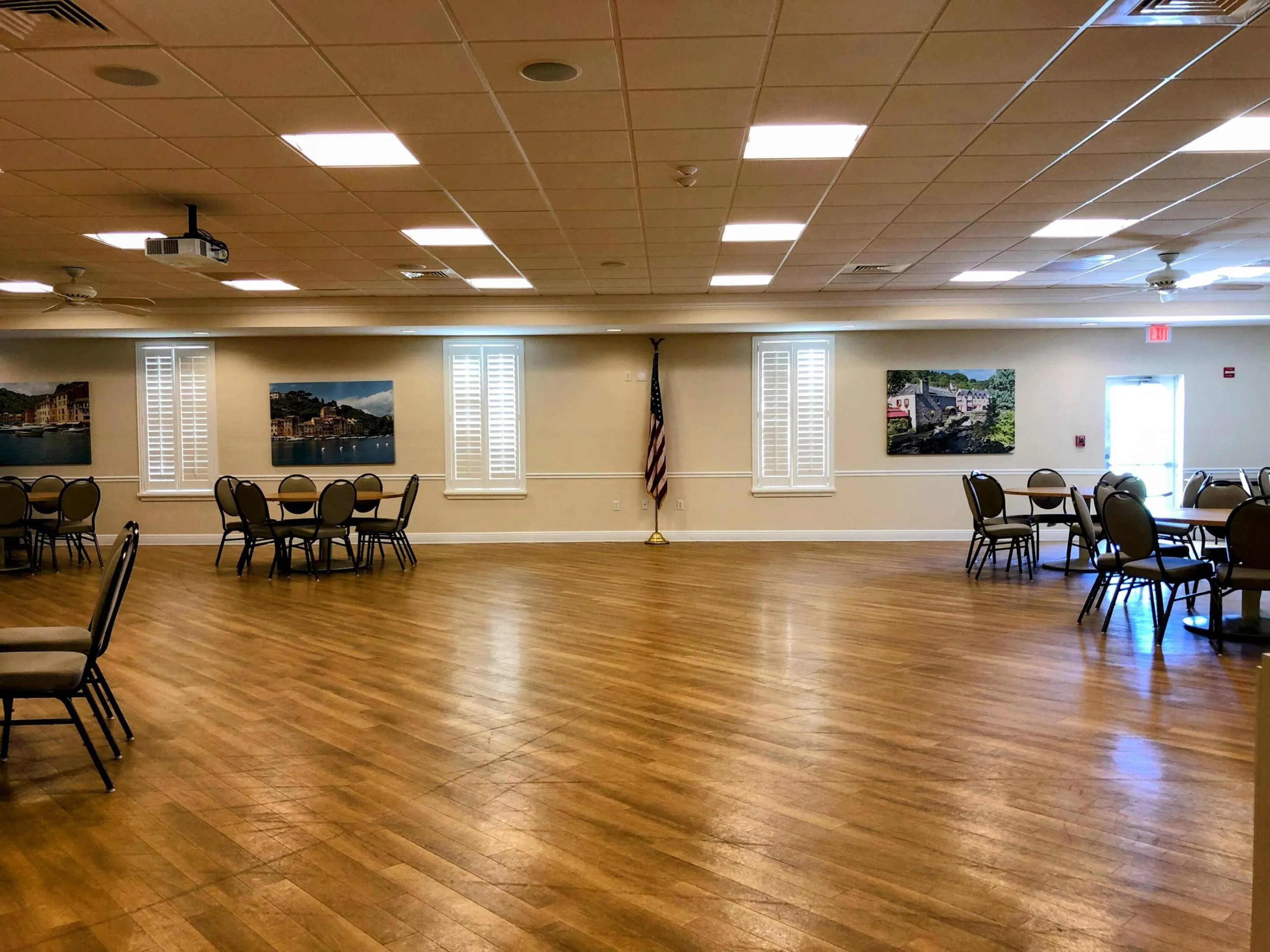 COMMUNITY ROOM