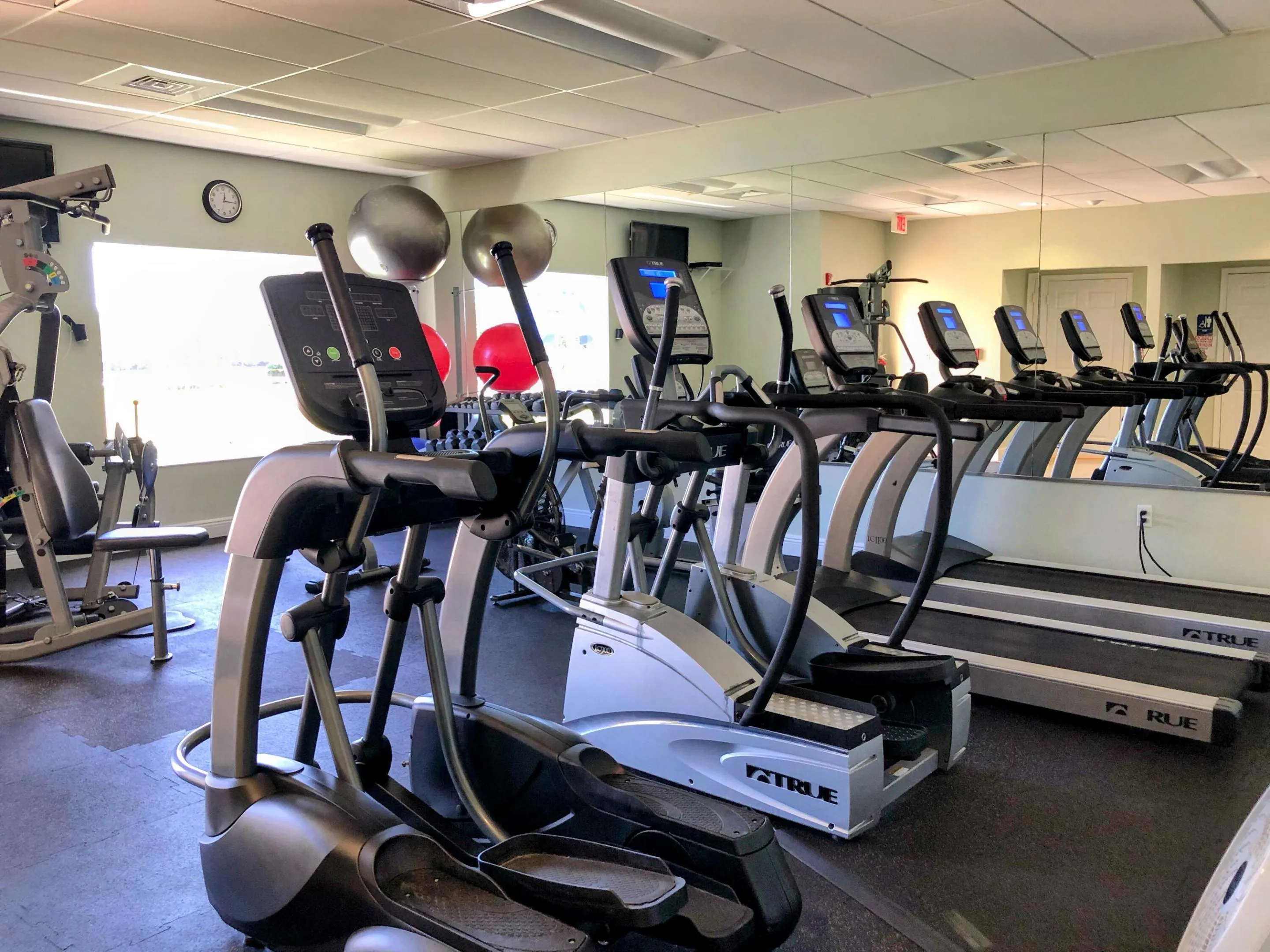 FITNESS CENTER