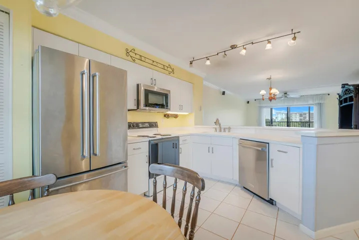 Kitchen dining area.